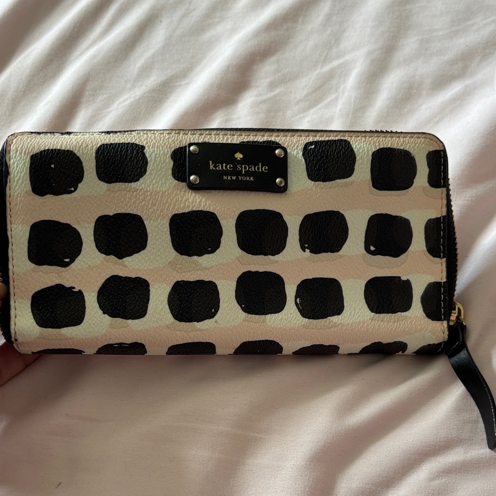 Kate Spade Black and Cream Polka Dot Wallet